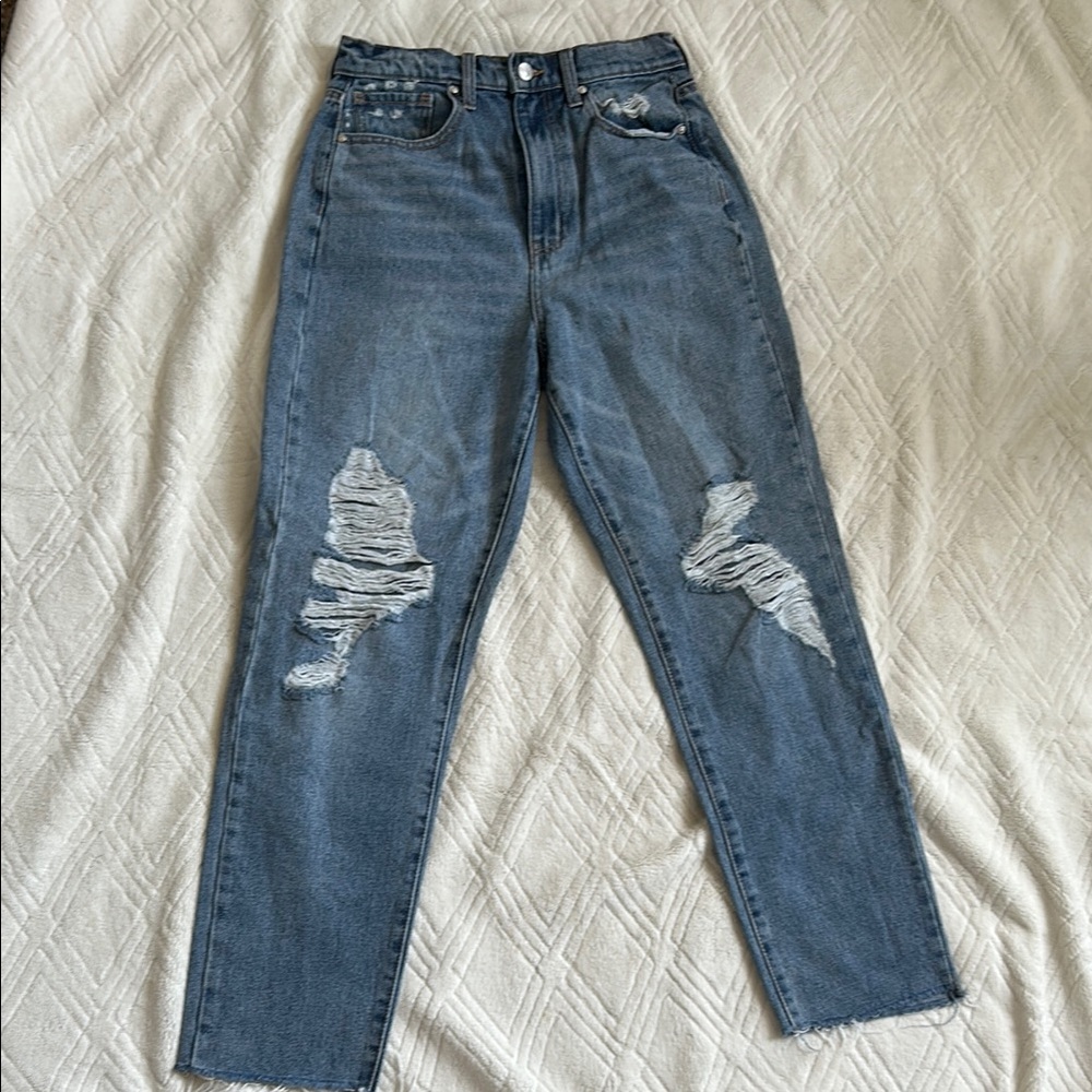 Tilly’s RSQ 90s Blue Distressed Women Jeans